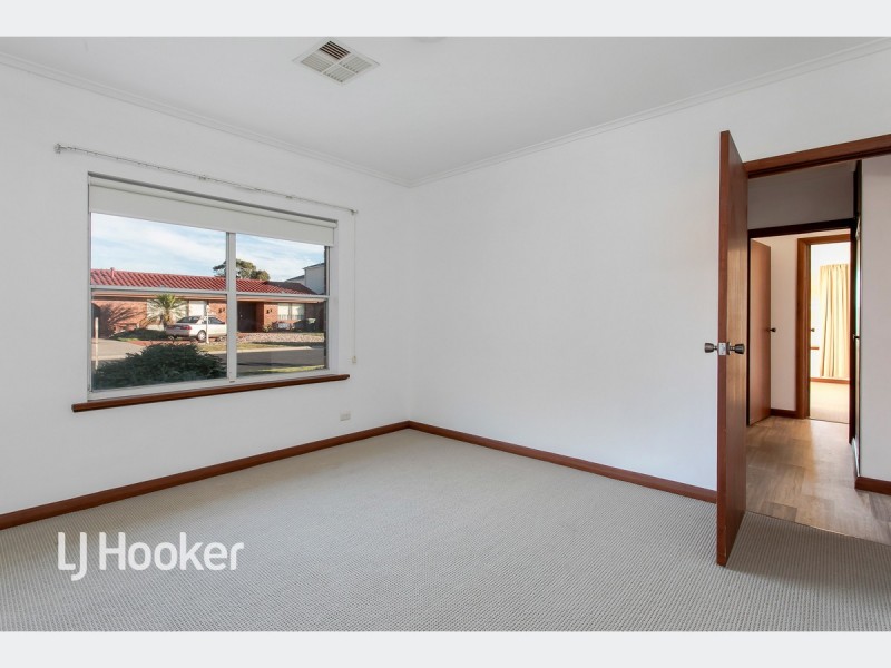 13 Tiranna Way, West Lakes SA 5021