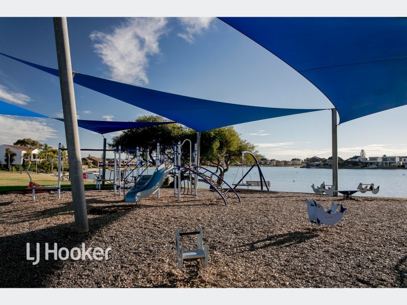 13 Tiranna Way, West Lakes SA 5021