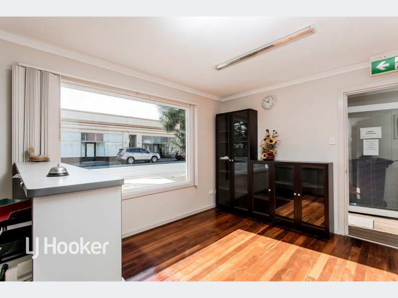 54 Pier Street, Glenelg SA 5045
