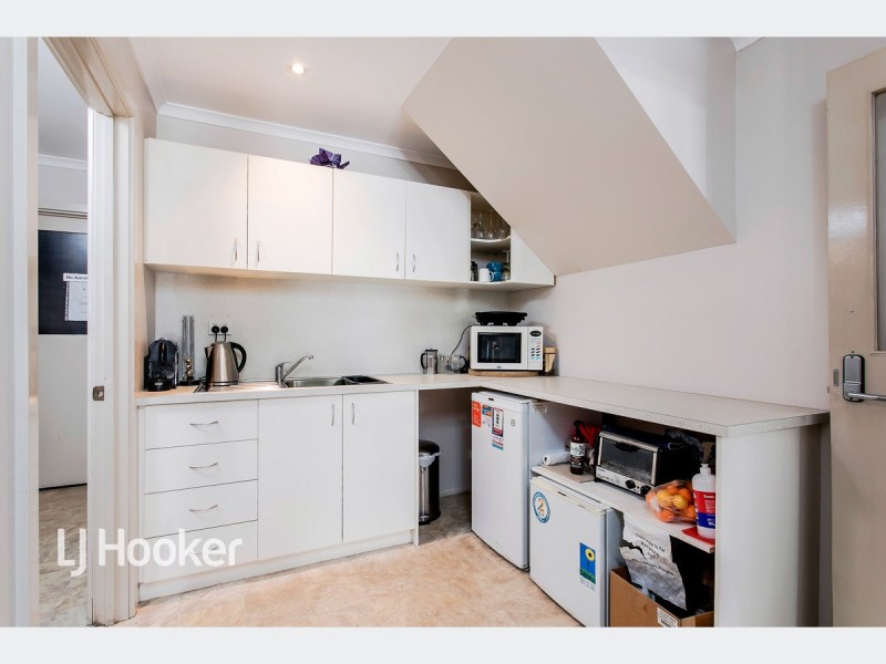 54 Pier Street, Glenelg SA 5045