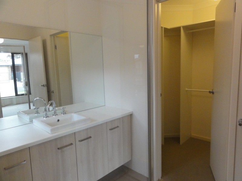 64 Admiralty Circuit, Smithfield SA 5114