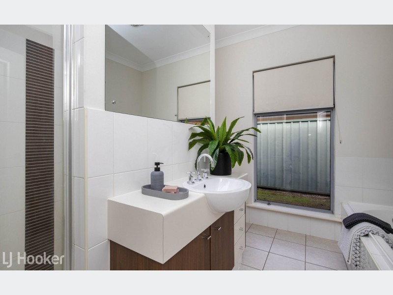 25 Stony Way, Mawson Lakes SA 5095