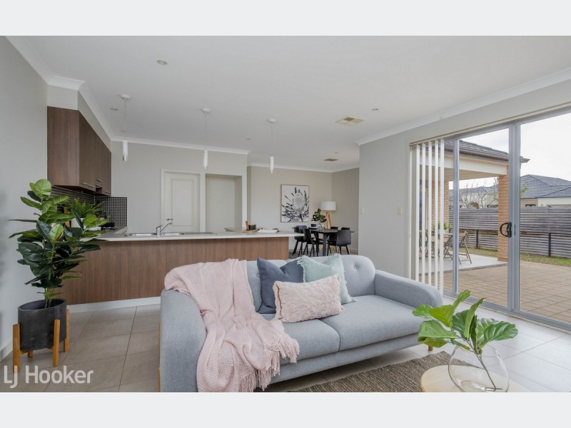 25 Stony Way, Mawson Lakes SA 5095