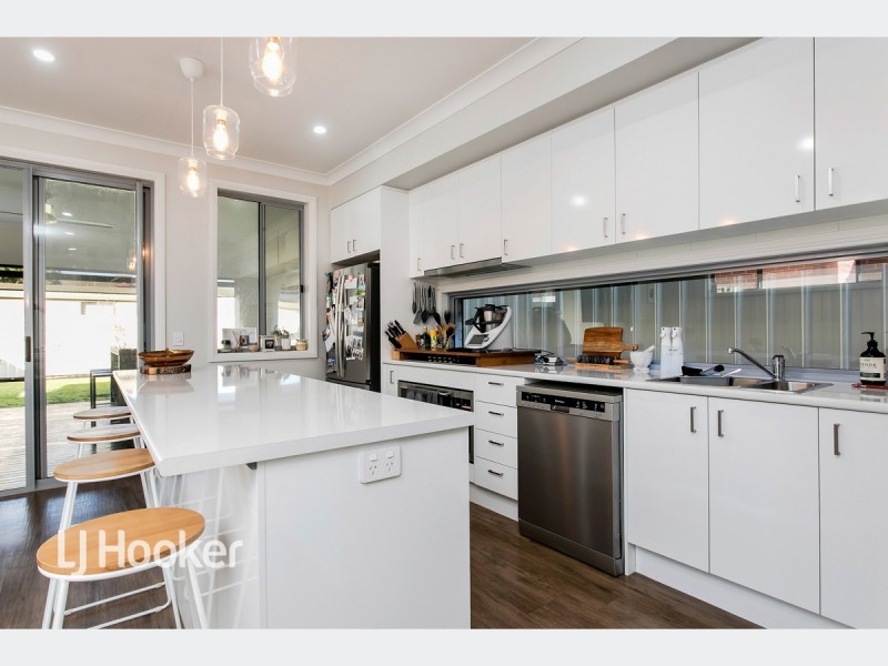 19 Flinders Parade, Flinders Park SA 5025