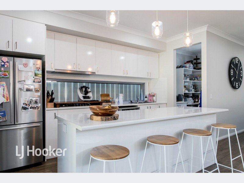 19 Flinders Parade, Flinders Park SA 5025