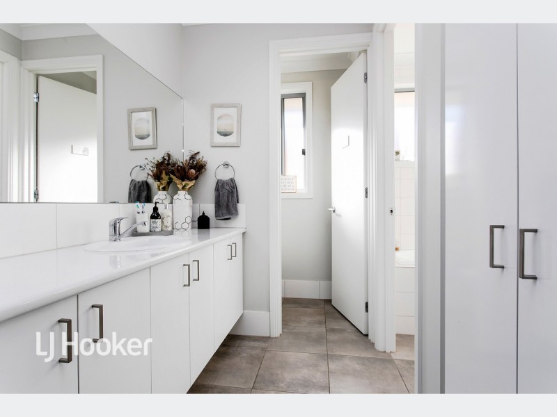 19 Flinders Parade, Flinders Park SA 5025