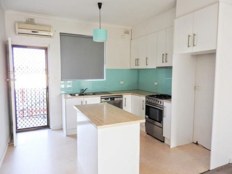 10/28 Pier Street, Glenelg South SA 5045