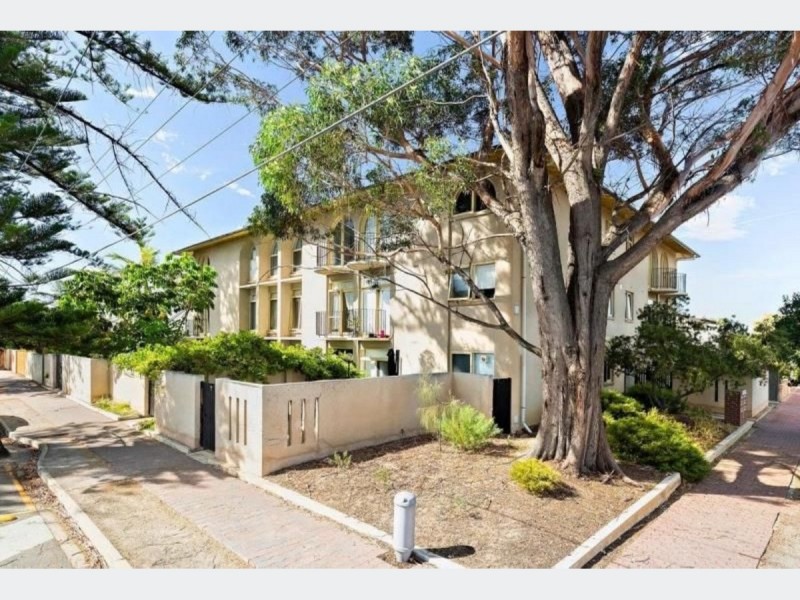 10/28 Pier Street, Glenelg South SA 5045