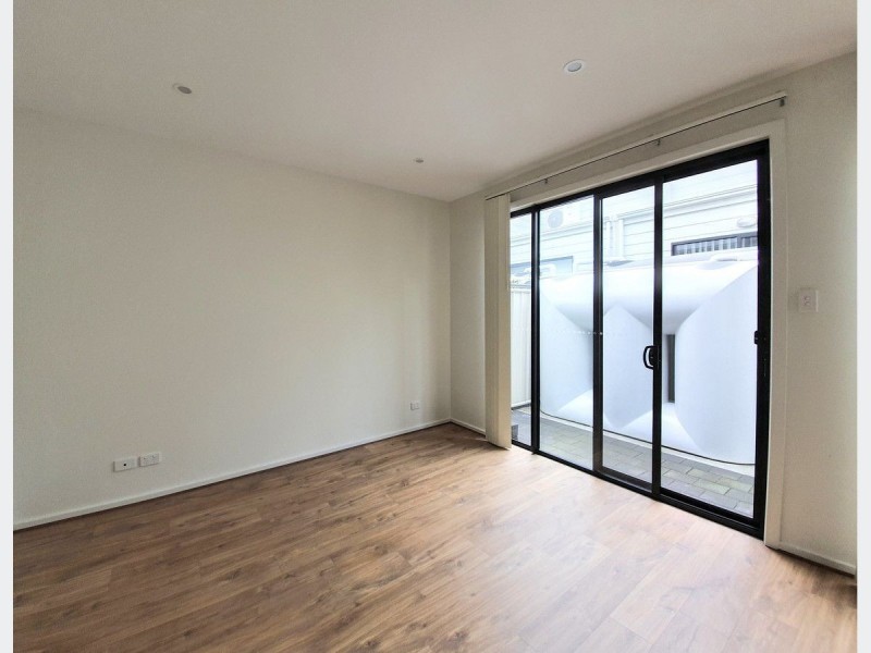 31 Crighton Avenue, Royal Park SA 5014