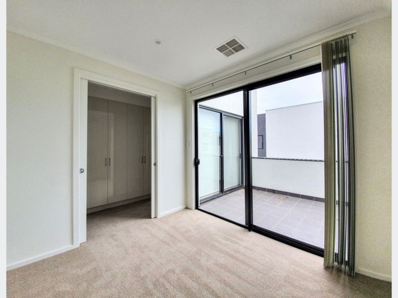 31 Crighton Avenue, Royal Park SA 5014