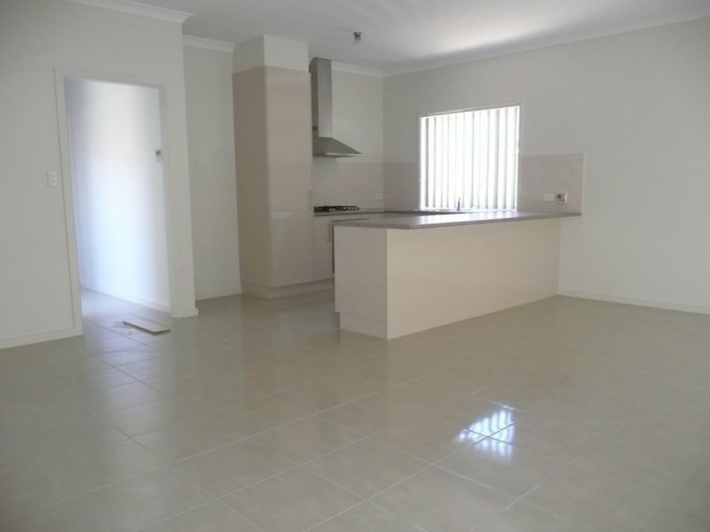 8 Dingera Avenue, North Plympton SA 5037