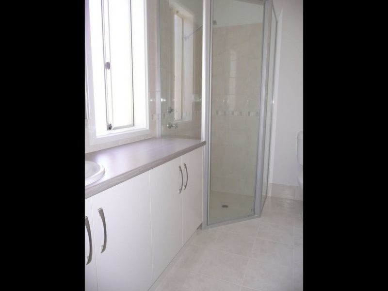 8 Dingera Avenue, North Plympton SA 5037