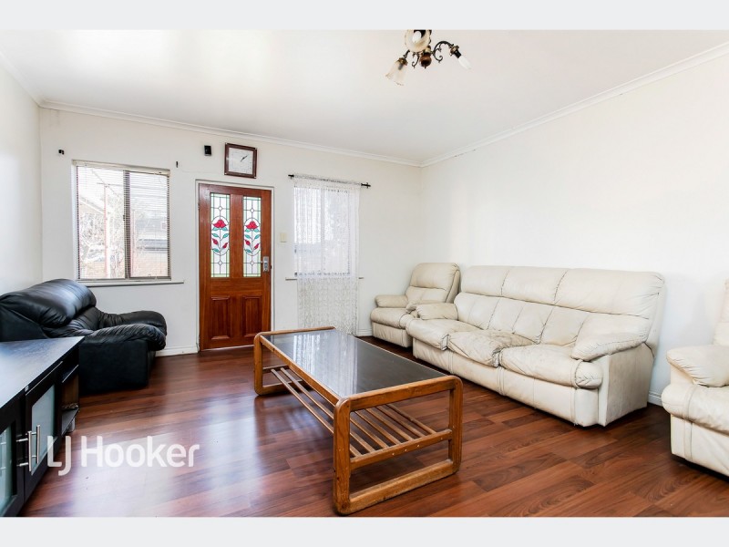 25 Drummond Avenue, Findon SA 5023