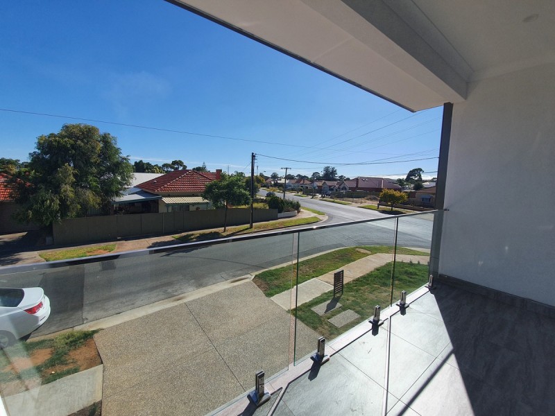 1 Westall Avenue, Flinders Park SA 5025