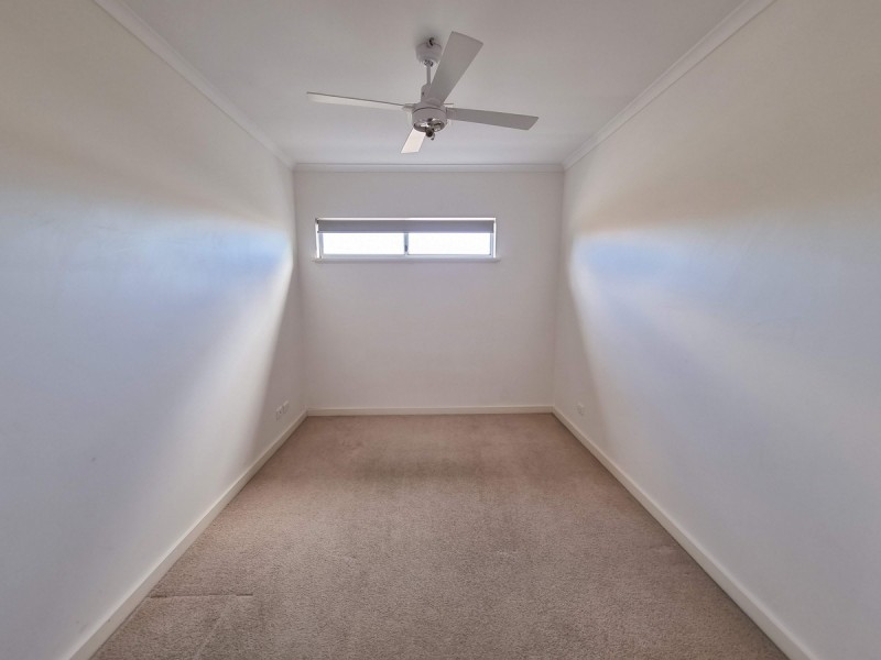 5 Shackleton Place, Flinders Park SA 5025