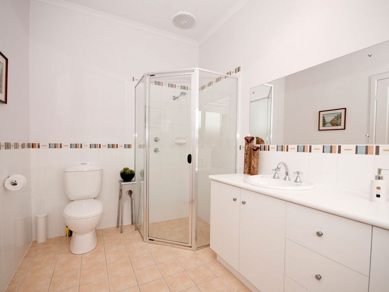 18 Gould Street, Flinders Park SA 5025