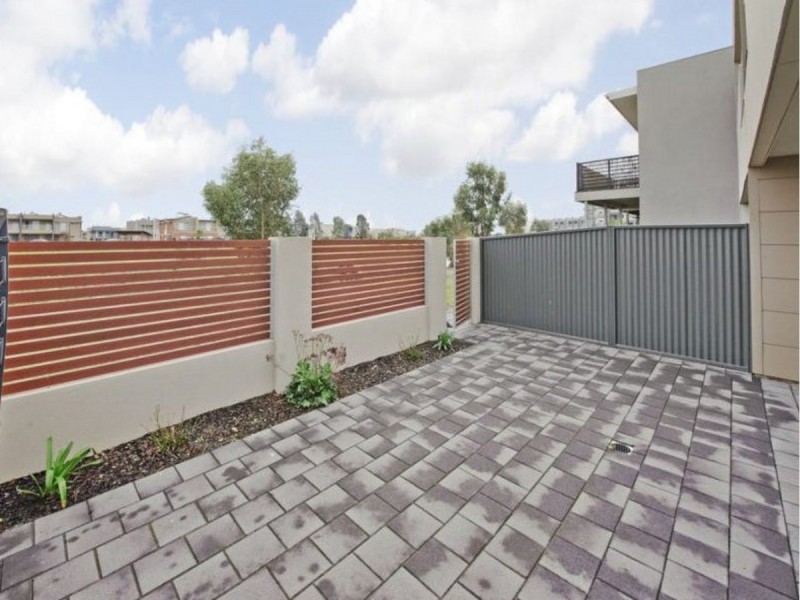5/110-112 The Strand, Mawson Lakes SA 5095