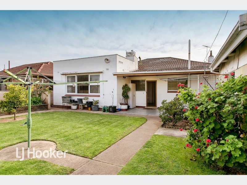 17 Captain Cook Avenue, Flinders Park SA 5025