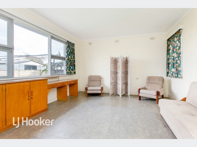 17 Captain Cook Avenue, Flinders Park SA 5025