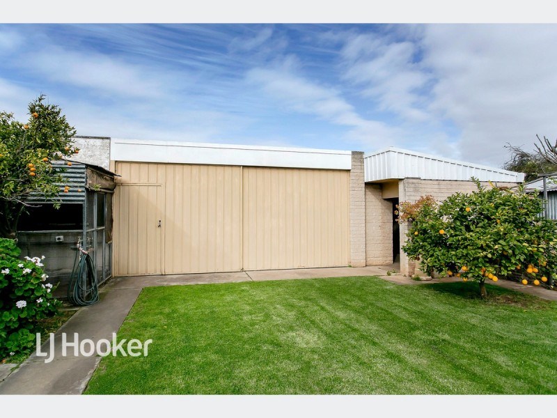 17 Captain Cook Avenue, Flinders Park SA 5025