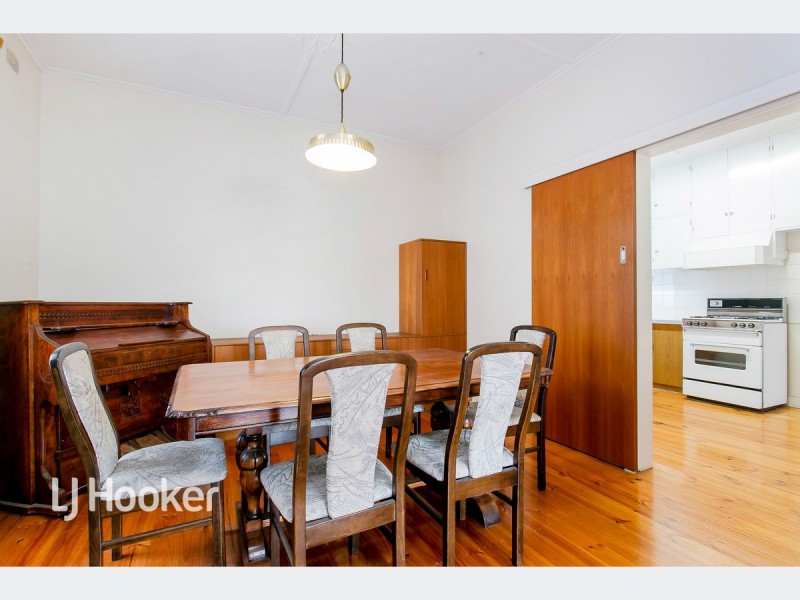 17 Captain Cook Avenue, Flinders Park SA 5025