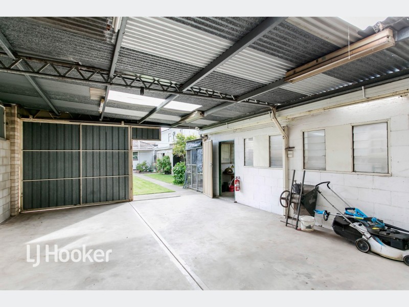 17 Captain Cook Avenue, Flinders Park SA 5025