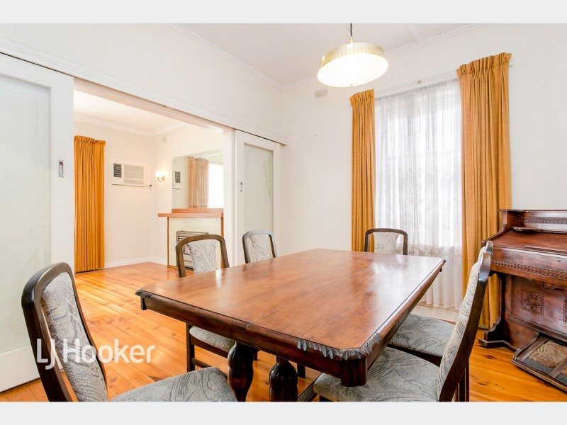 17 Captain Cook Avenue, Flinders Park SA 5025