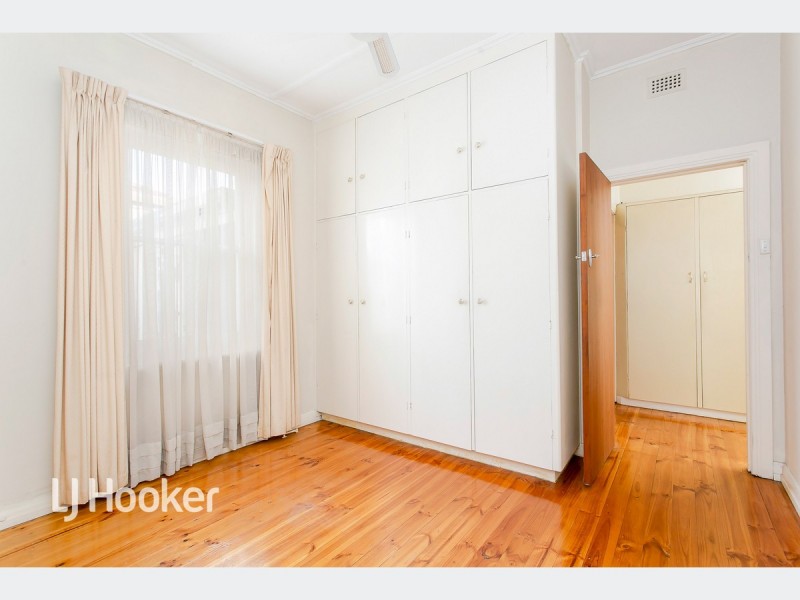 17 Captain Cook Avenue, Flinders Park SA 5025