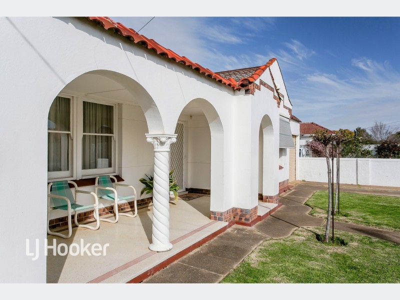 17 Captain Cook Avenue, Flinders Park SA 5025