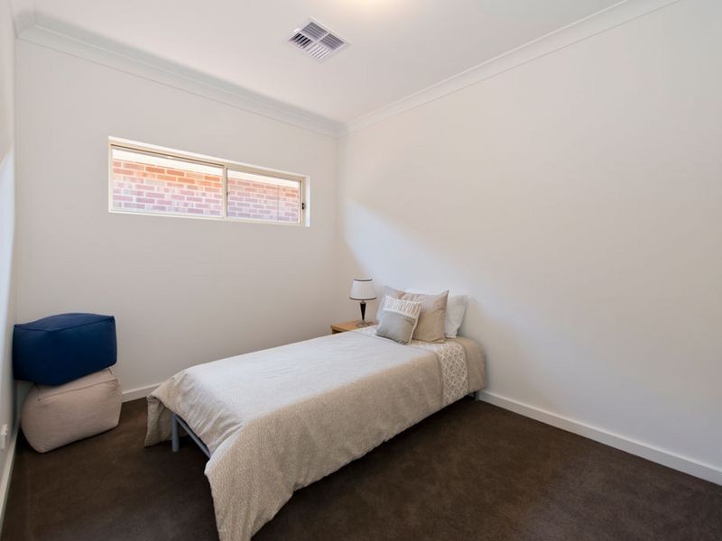 17 Green Road, Woodville West SA 5011