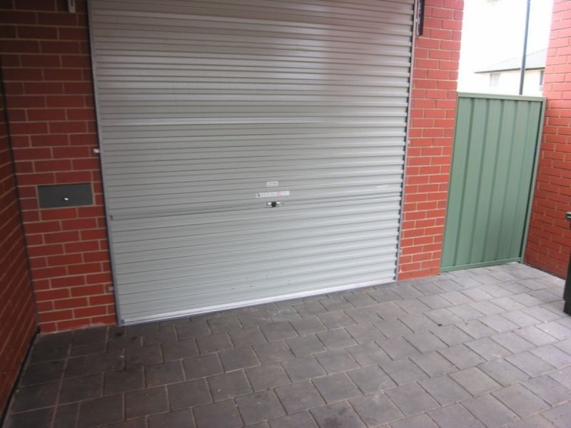 4 Waterton Lane, Mawson Lakes SA 5095