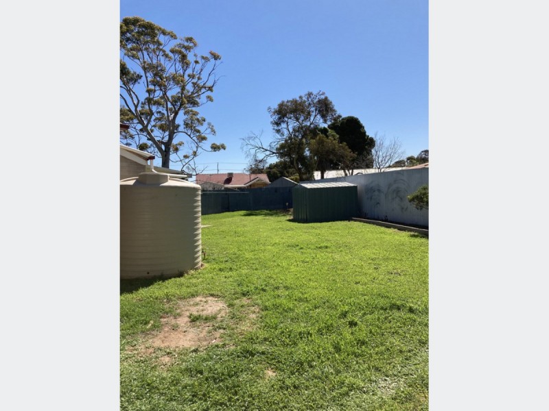 21 MacKay Crecent, Parafield Gardens SA 5107