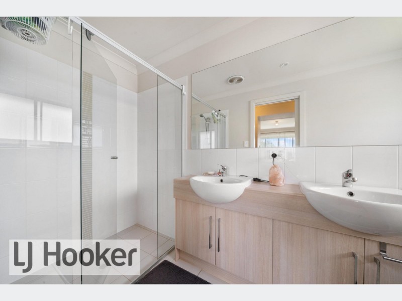 16 Central Boulevard, Munno Para West SA 5115