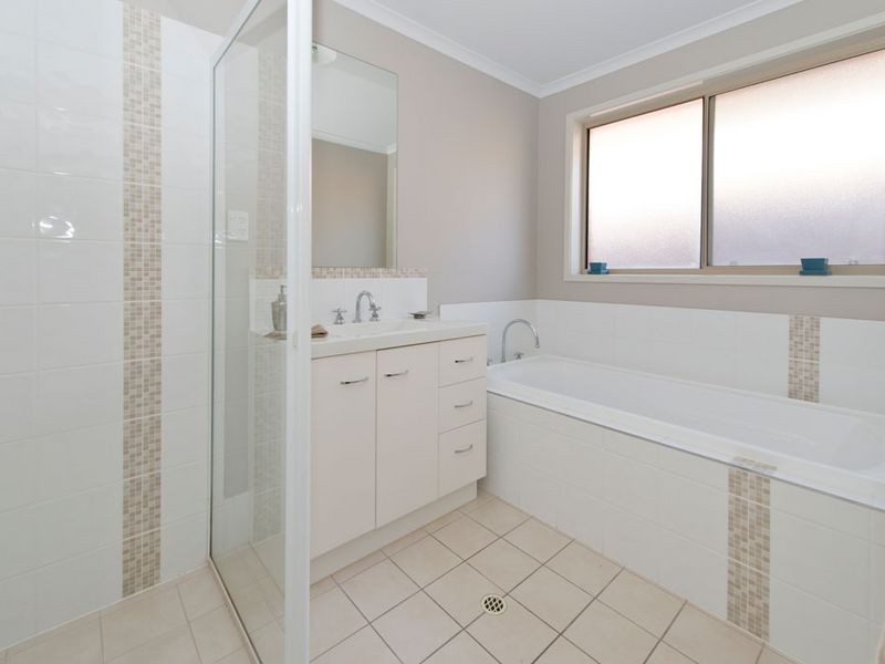 5 Athlone Street, Woodville South SA 5011