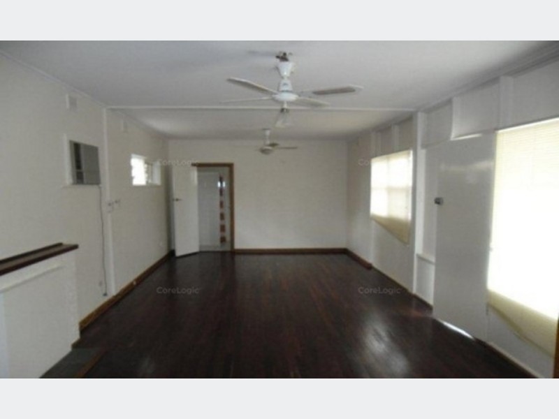 4 Gosse Avenue, Glenelg North SA 5045