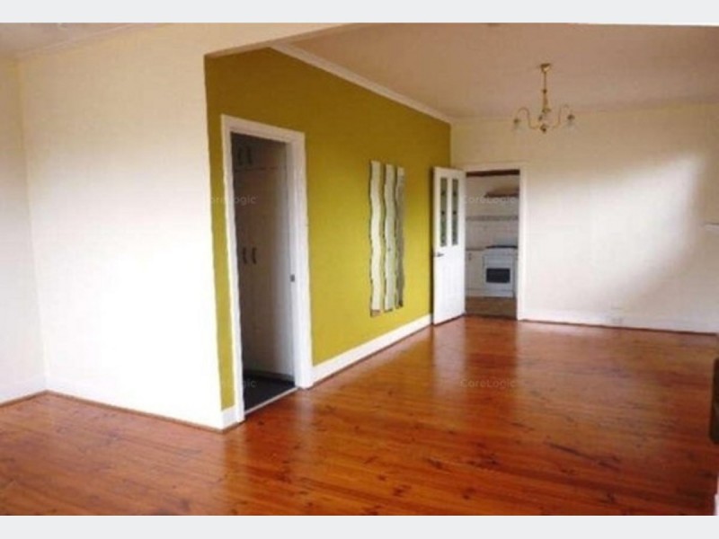 4 Gosse Avenue, Glenelg North SA 5045