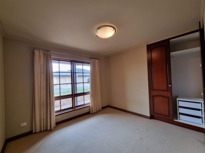 3 Rawlings Avenue, Flinders Park SA 5025