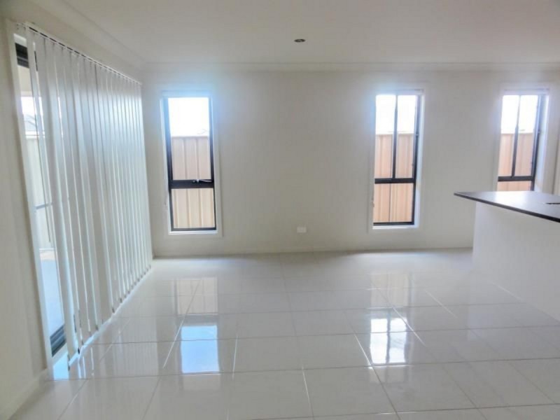 8 Blossom Road, Munno Para West SA 5115