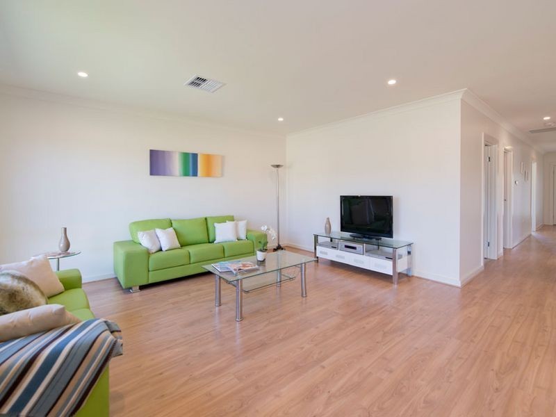 1/777 Grand Boulevard Drive, Seaford Meadows SA 5169