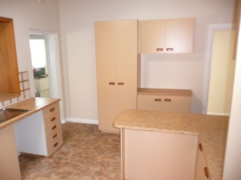 8 Hadley Street, Fulham SA 5024