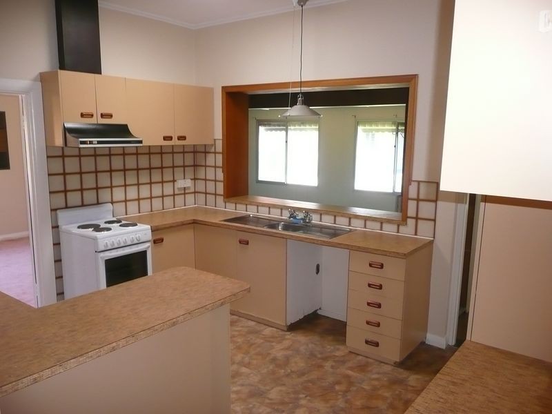 8 Hadley Street, Fulham SA 5024