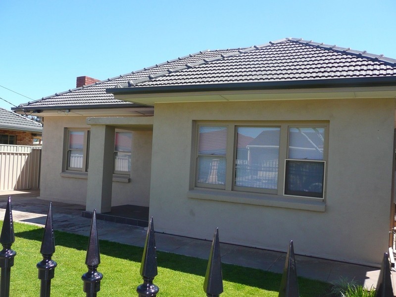 8 Cleve Street, Mansfield Park SA 5012