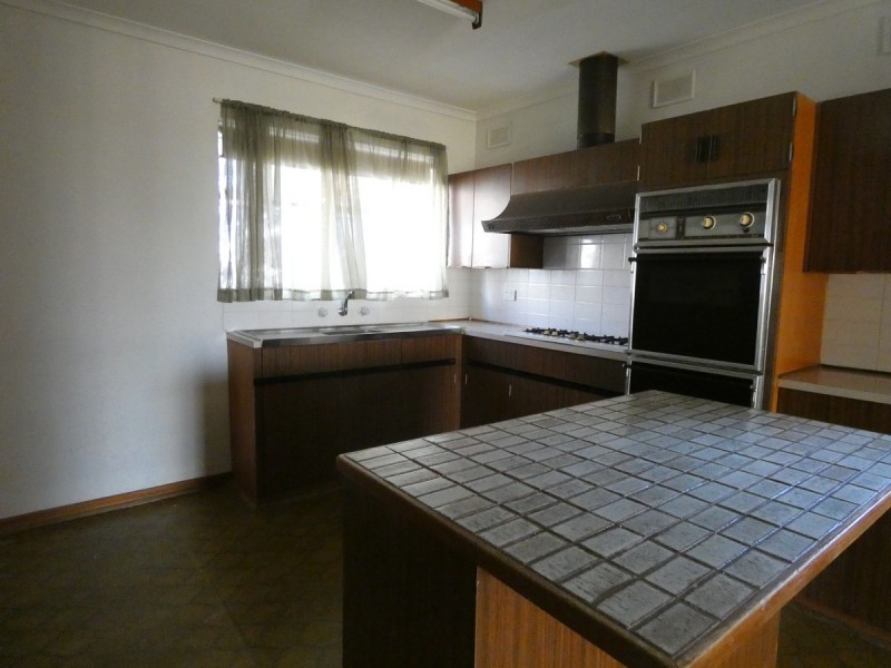 22 Jervois Tce, Marino SA 5049