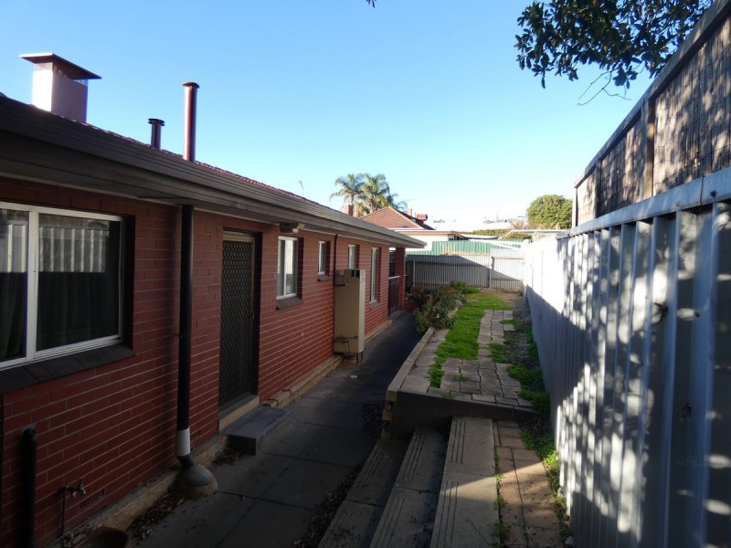 22 Jervois Tce, Marino SA 5049