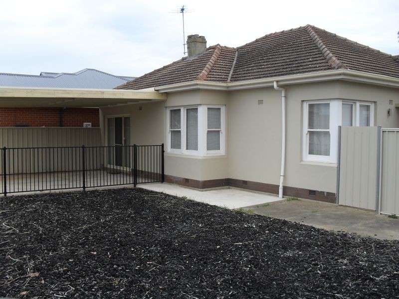 6 Tyrie Avenue, Findon SA 5023