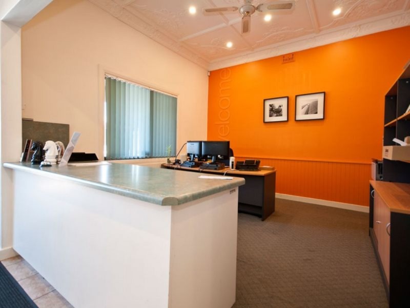 16 Croydon Road, Keswick SA 5035