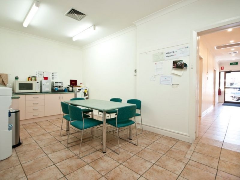 16 Croydon Road, Keswick SA 5035