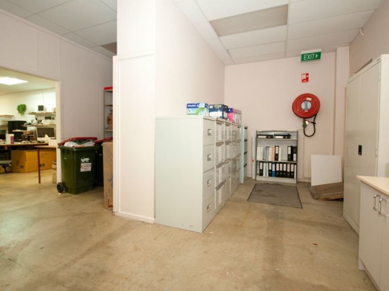 16 Croydon Road, Keswick SA 5035