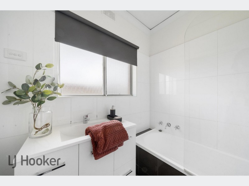 4/2 Fischer Street, Welland SA 5007