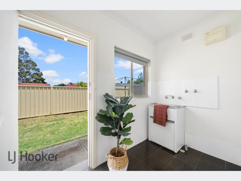 4/2 Fischer Street, Welland SA 5007